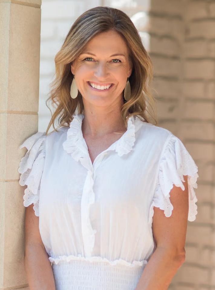 Lori Teppara<br>
REALTOR®